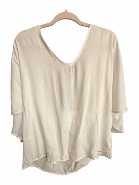Guess Ladies white cape sleeve popover blouse - Size Large-NWT